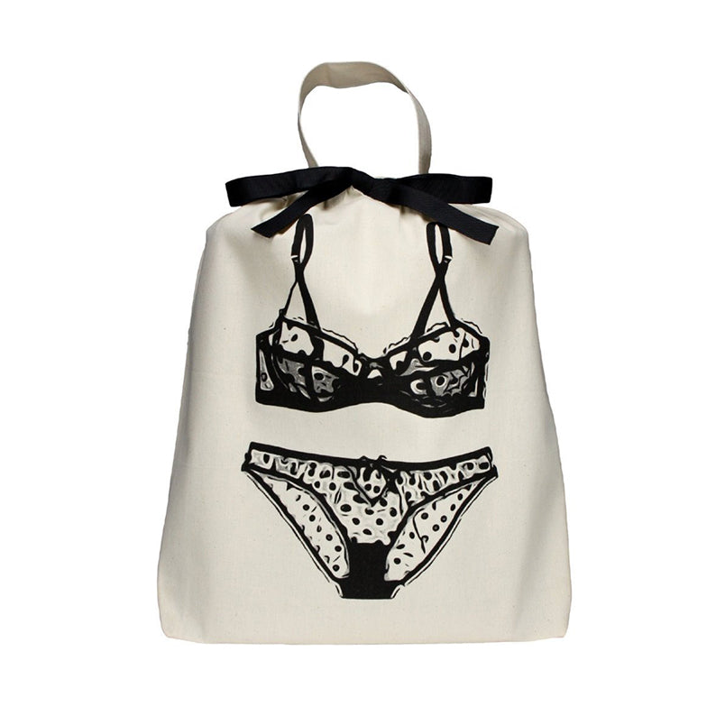 Alusvaatteiden säilytys, pussillinen