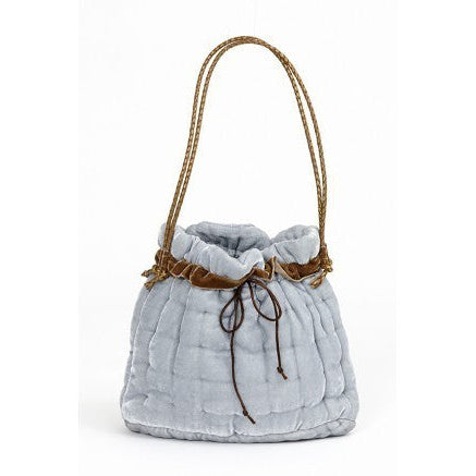 Ljusgrå/guld väska i sammet