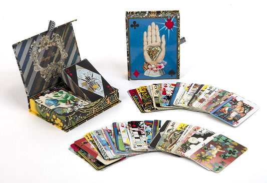 Maison De Jeu, 2 decks of cards