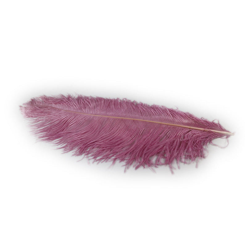 Strutsfjäder i mörk rosa
